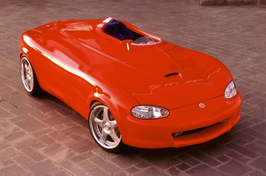  Mazda Miata Mono Posto 2000 года  (фото 1 из 16)